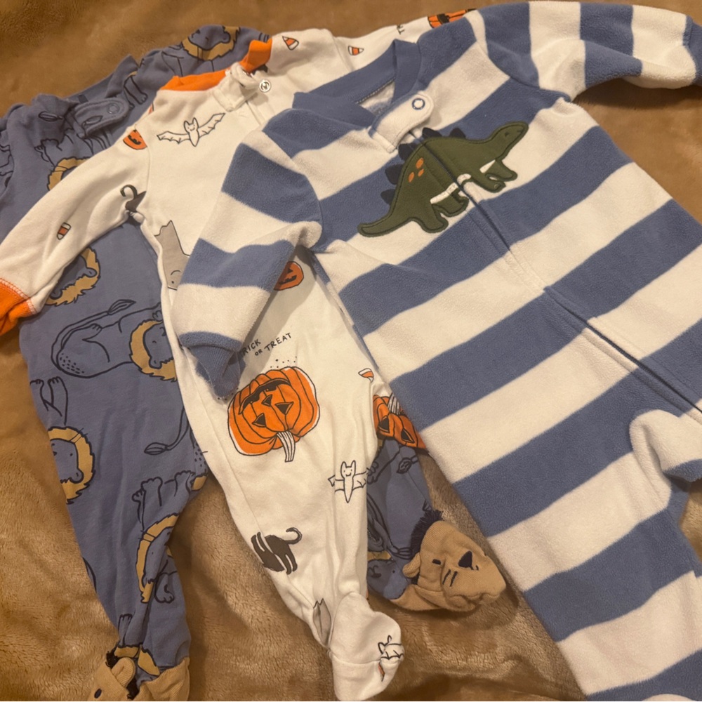 Carters (3 pieces) 3M 2-way zip footed pj (Dinosaur, Halloween and Lion)